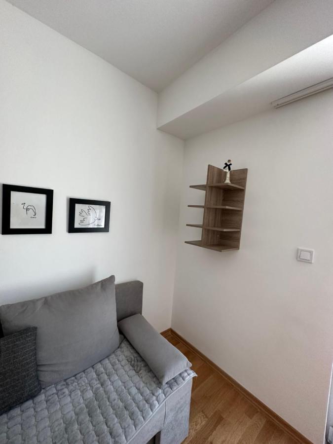 New Town Apartment Skopje Esterno foto